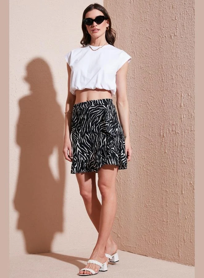 ليلا تنورة نسائية ضيقة بخصر عالٍ وكشكشة بنقشة ليلا